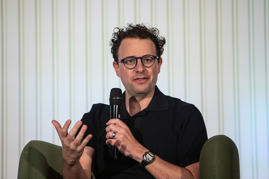 Anthropic CEO'su Dario Amodei: AI Geri Tepkisi Güven Krizidir haberi kapak görseli Anthropic CEO'su Dario Amodei: AI Geri Tepkisi Güven Krizidir haberi kapak görseli