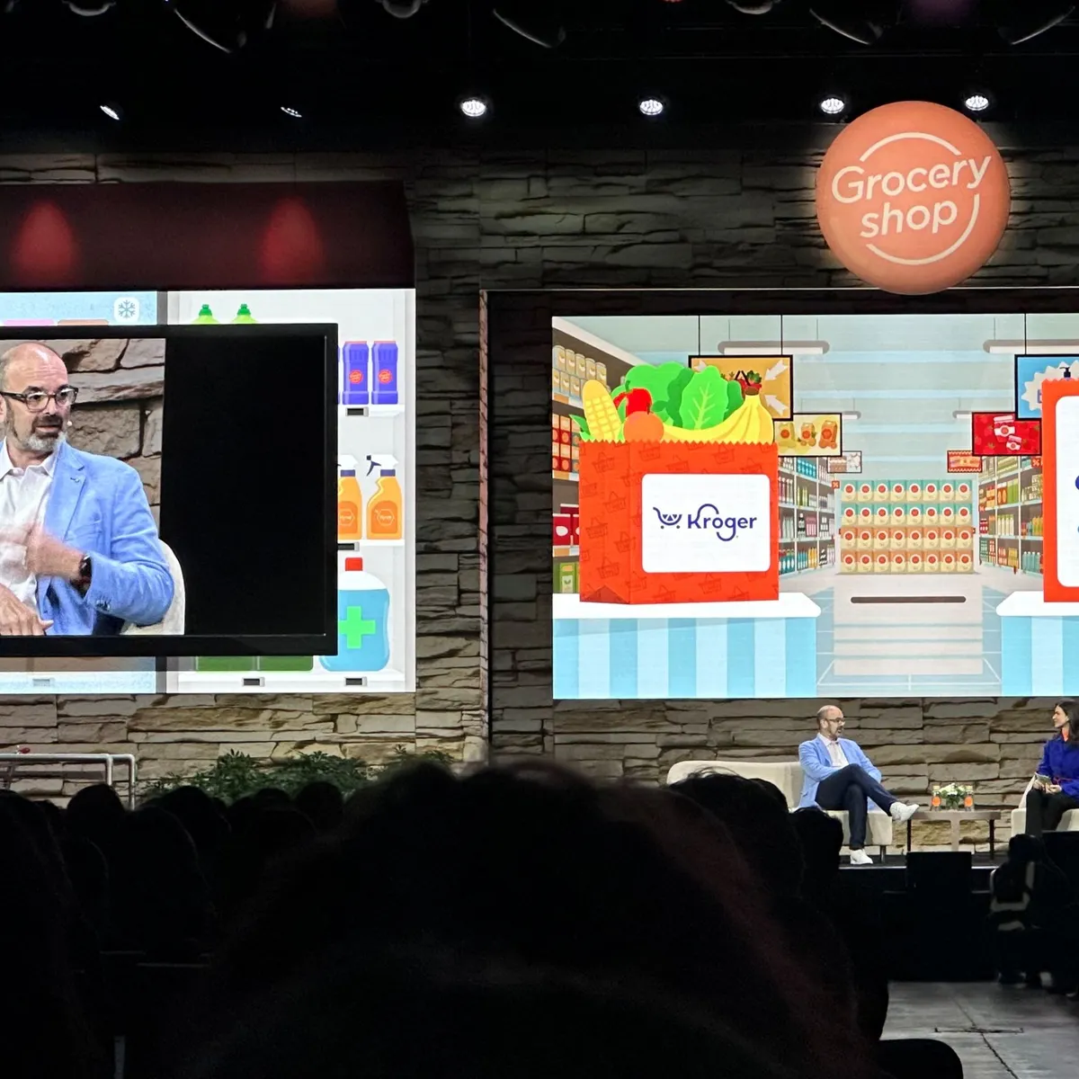 Kroger'in AI Stratejisi: Esneklik ve Kontrol haberi görseli Kroger'in AI Stratejisi: Esneklik ve Kontrol haberi görseli
