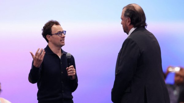 Nvidia CEO'su Huang, AI Güvenliği Üzerinde Farklı Görüşte haberi görseli